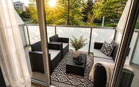 Alure Residences 20 & 24H Self Check-In, Free Parking In Front Of The Apartment Building, New Building, Terrace, Cafe With Breakfast In The Apartment Building, Next To The Aqua Park